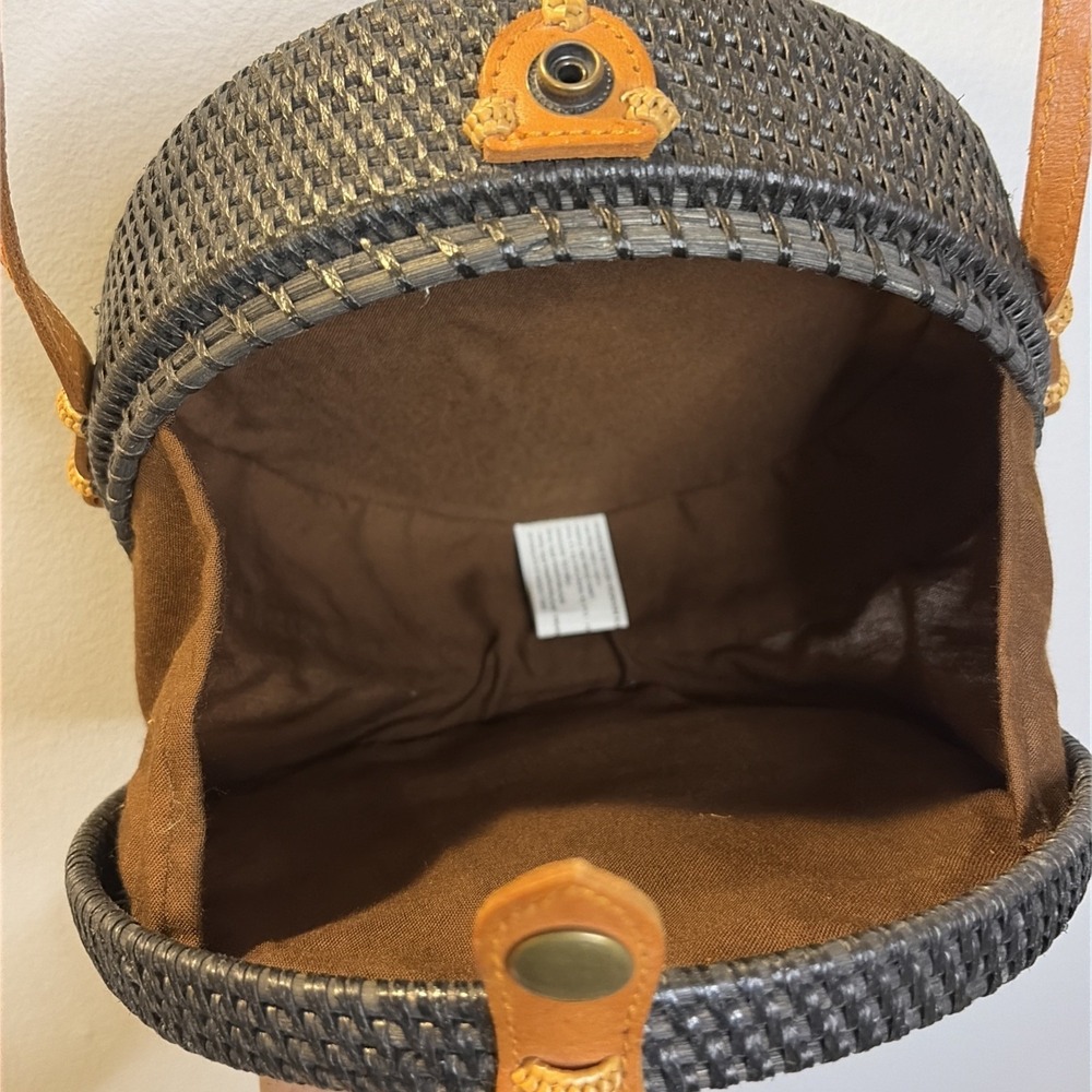 Rattan Round Crossbody‎ Natural Texture Woven Straw Boho Coastal Summer Purse - Picture 7 of 14
